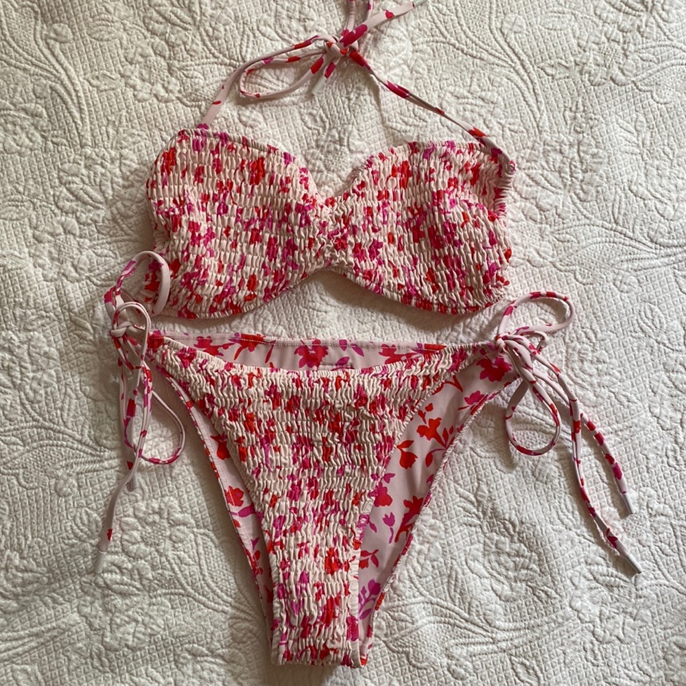 Blackbough Swim bikini set